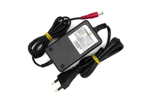 تغذیه 12V-2A برند B
